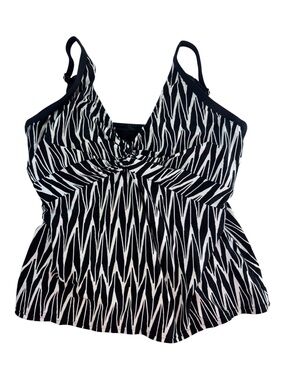 Sunsets Swim Tankini Top Geometric Print Built in Bra size 38DD